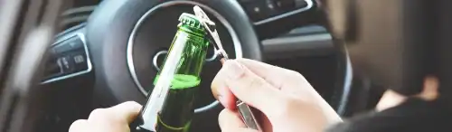 Keine Relevanz, da das Bild keinen Bezug zu Handyhalterungen, Autos oder ähnlichem hat.